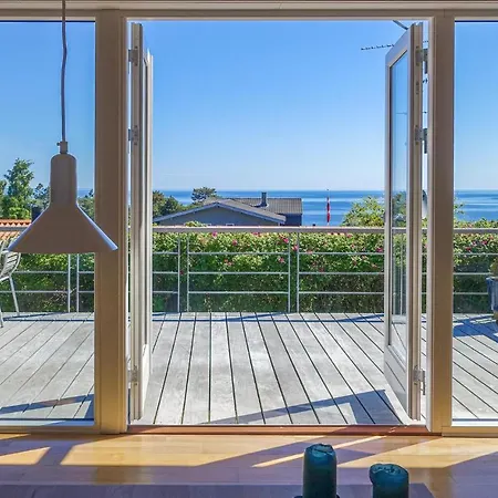 2 Bedroom Cozy In *