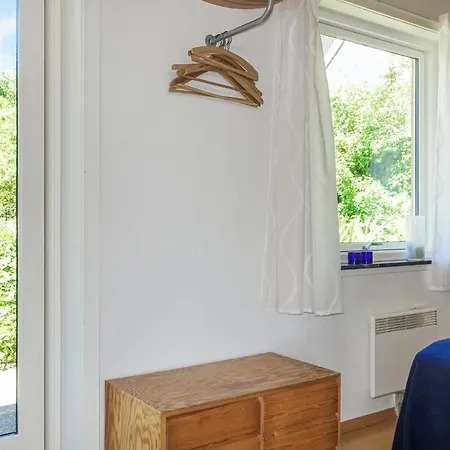 2 Bedroom Cozy In Semesterbostad Allinge-Sandvig