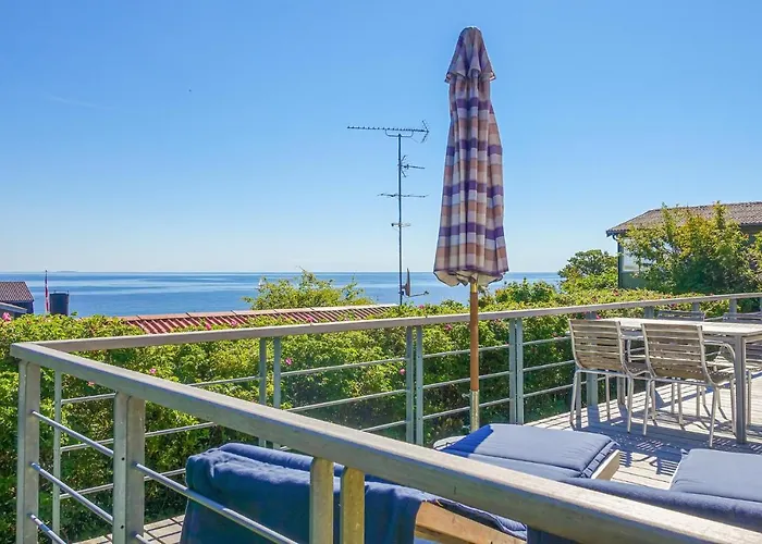 2 Bedroom Cozy In Prázdninový dům Allinge-Sandvig