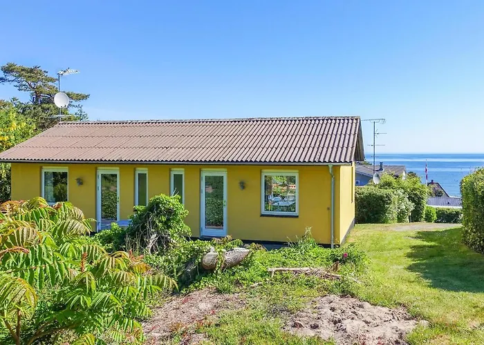 2 Bedroom Cozy In *