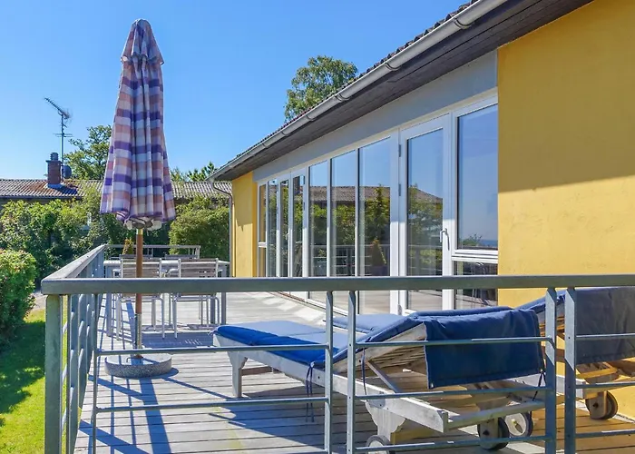 2 Bedroom Cozy In * Allinge-Sandvig